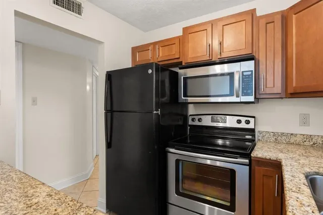 $167,000 | 2330 Lake Street, Lake Charles, LA 70601