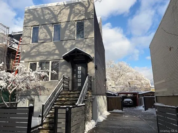$1,250,000 | 71-61 70th Street | Glendale