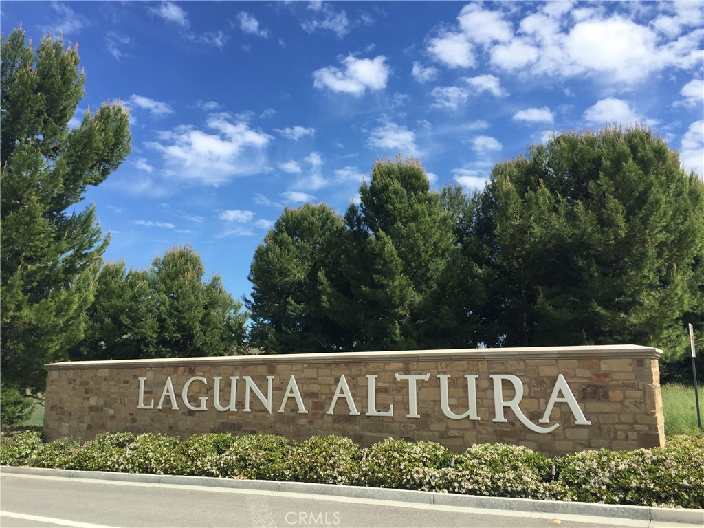 88 Lupari Irvine, CA 92618 - Photo 22 of 33