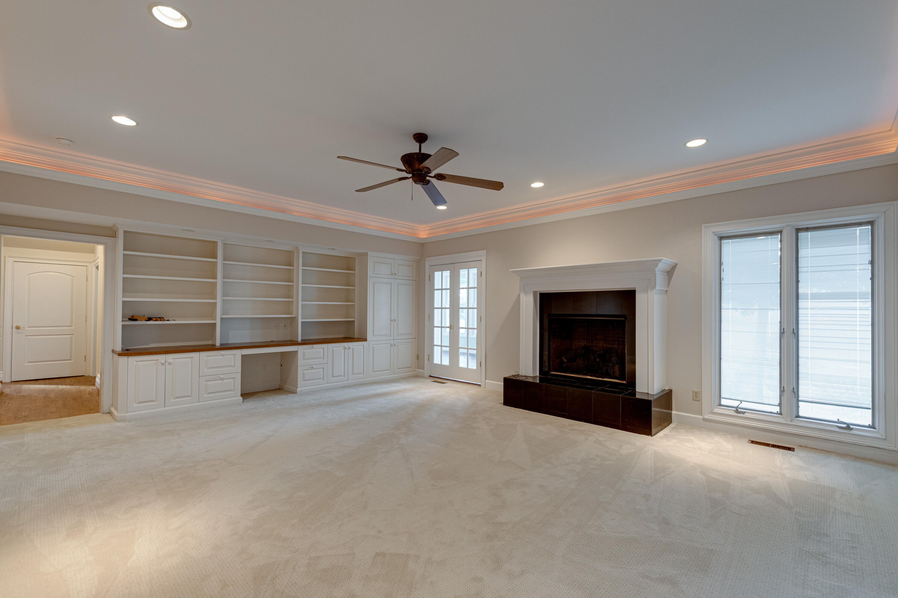 462 Frontier Bluff Road Lookout Mountain, GA 30750 - Photo 20 of 59 462 Fronteir Bluff Rd interior-16