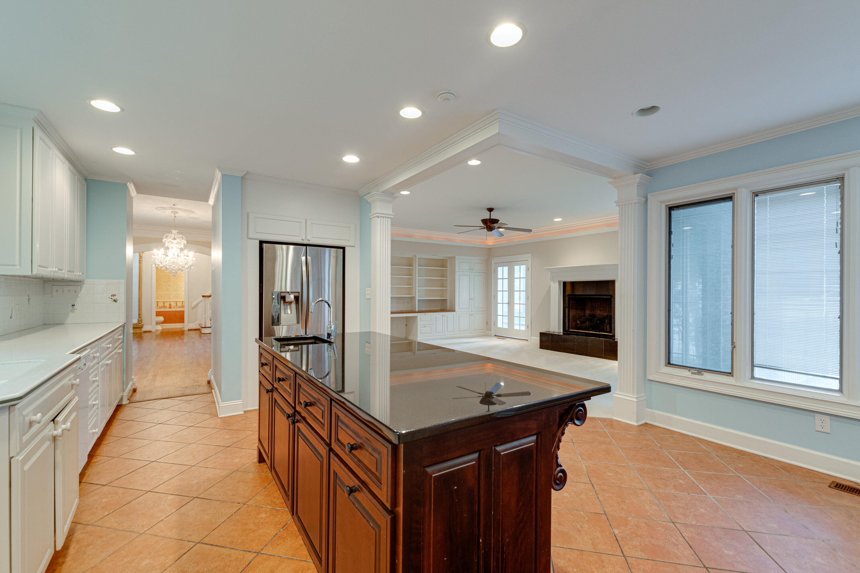 462 Frontier Bluff Road Lookout Mountain, GA 30750 - Photo 25 of 59 462 Fronteir Bluff Rd interior-21