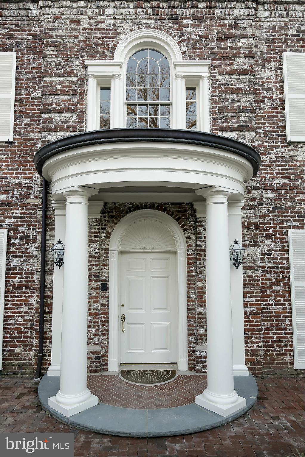 2510 Foxhall Road Northwest Washington, DC 20007 - Photo 2 of 26 Front Door