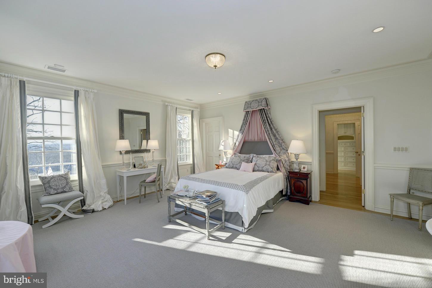 2510 Foxhall Road Northwest Washington, DC 20007 - Photo 17 of 26 Bedroom (Master)