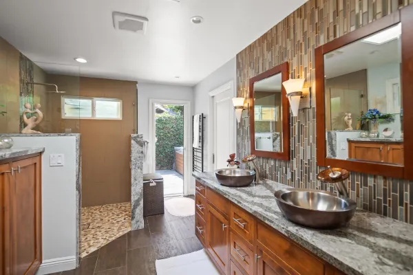 a bathroom with a bath tub