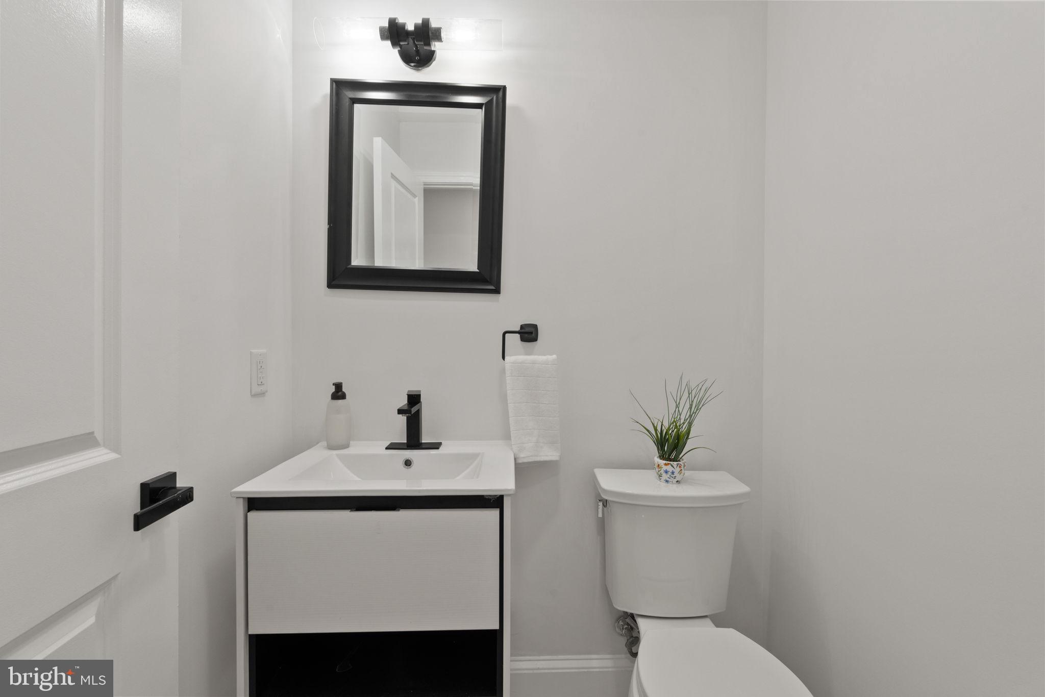 1510 10th Street Northwest Washington, DC 20001 - Photo 15 of 42