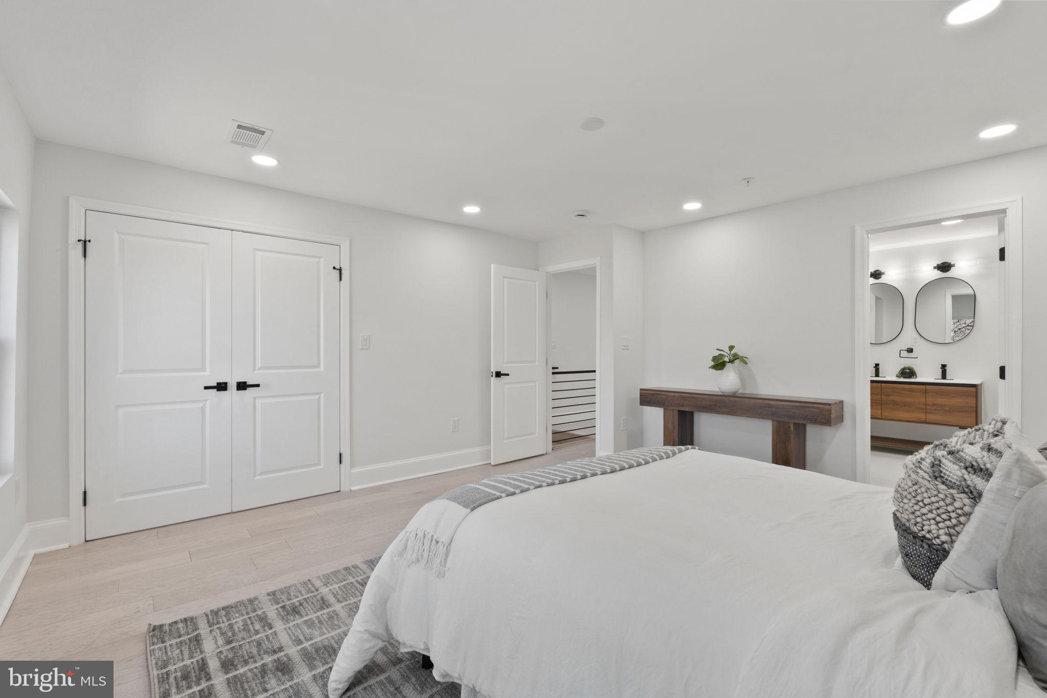 1510 10th Street Northwest Washington, DC 20001 - Photo 22 of 42