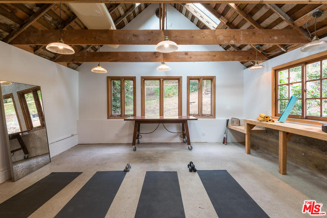 919 Rivas Canyon Road Pacific Palisades, CA 90272 - Photo 13 of 45