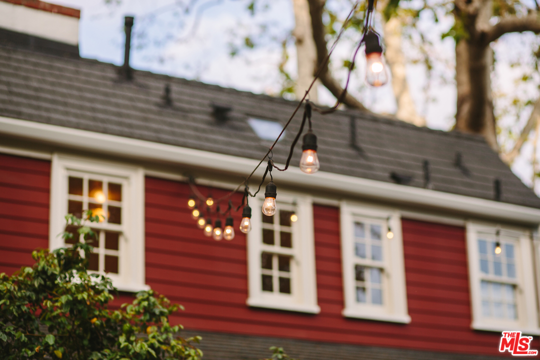 919 Rivas Canyon Road Pacific Palisades, CA 90272 - Photo 3 of 45