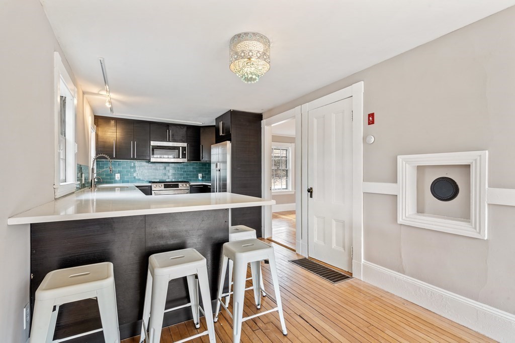 277 Boston Post Road Weston, MA 02493 - Photo 8 of 21