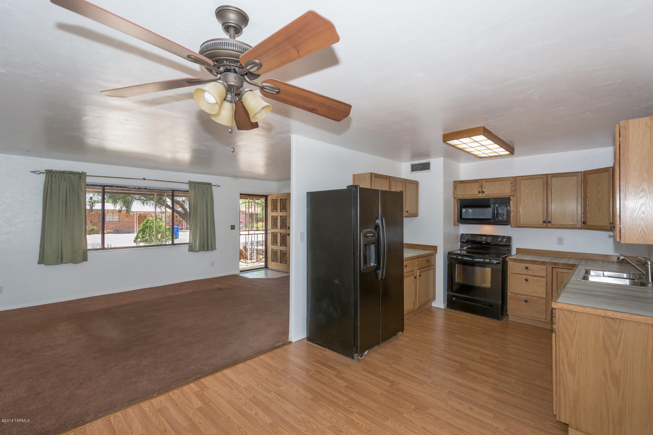 1941 West Water Street Tucson, AZ 85745 - Photo 3 of 33 Gallery Image 3
