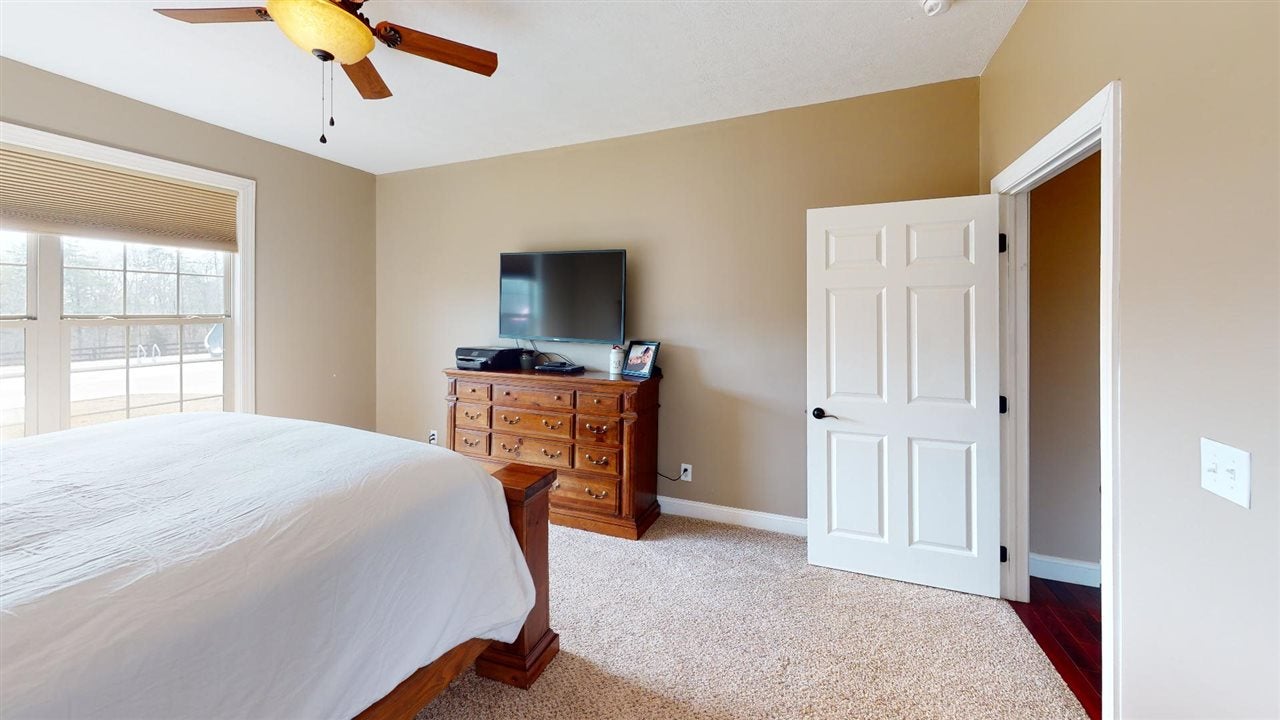 4883 Green Valley Road Huntington, WV 25701 - Photo 14 of 31 Gallery Image 14