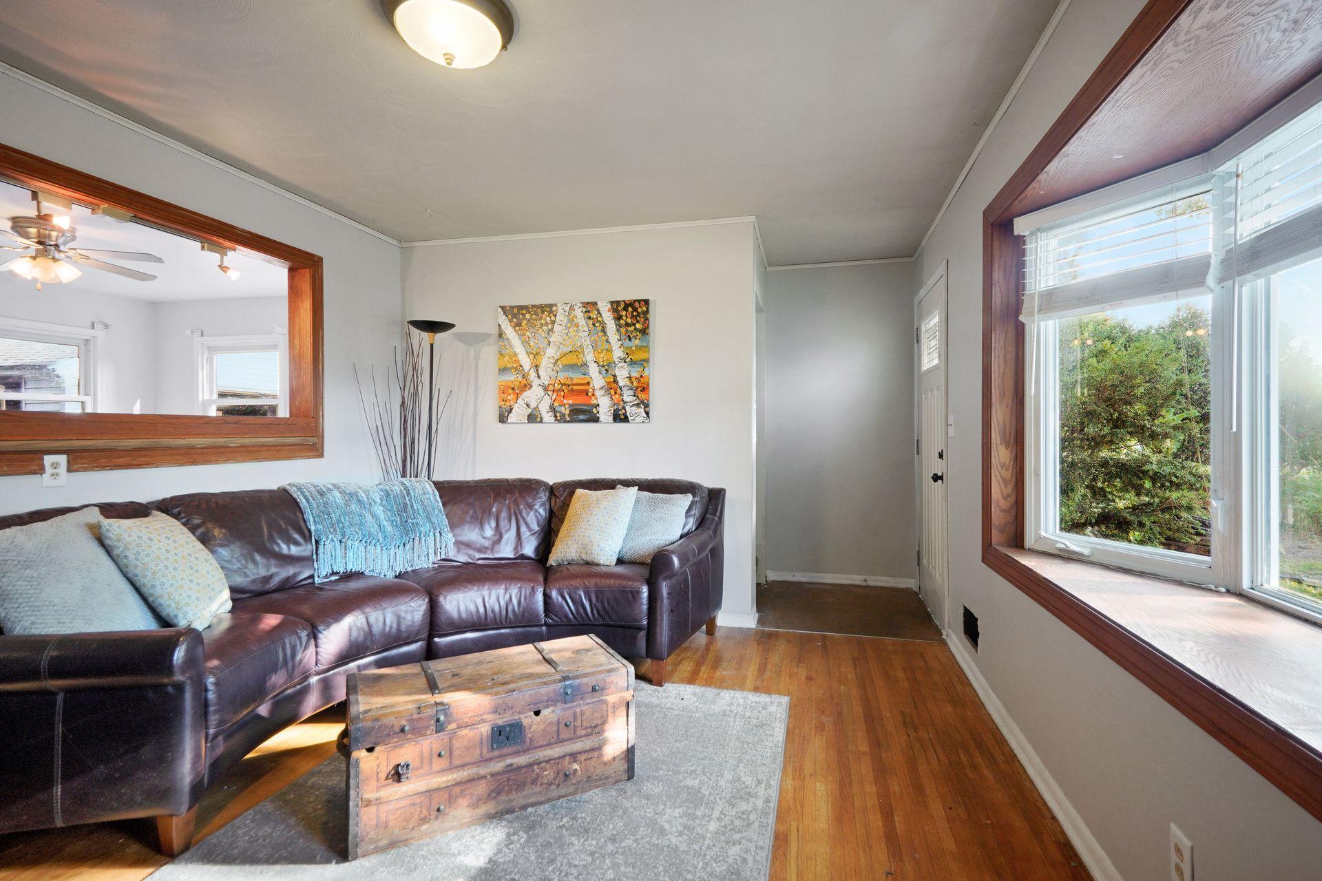 4152 Nicols Road Eagan, MN 55122 - Photo 2 of 12 Gallery Image 2