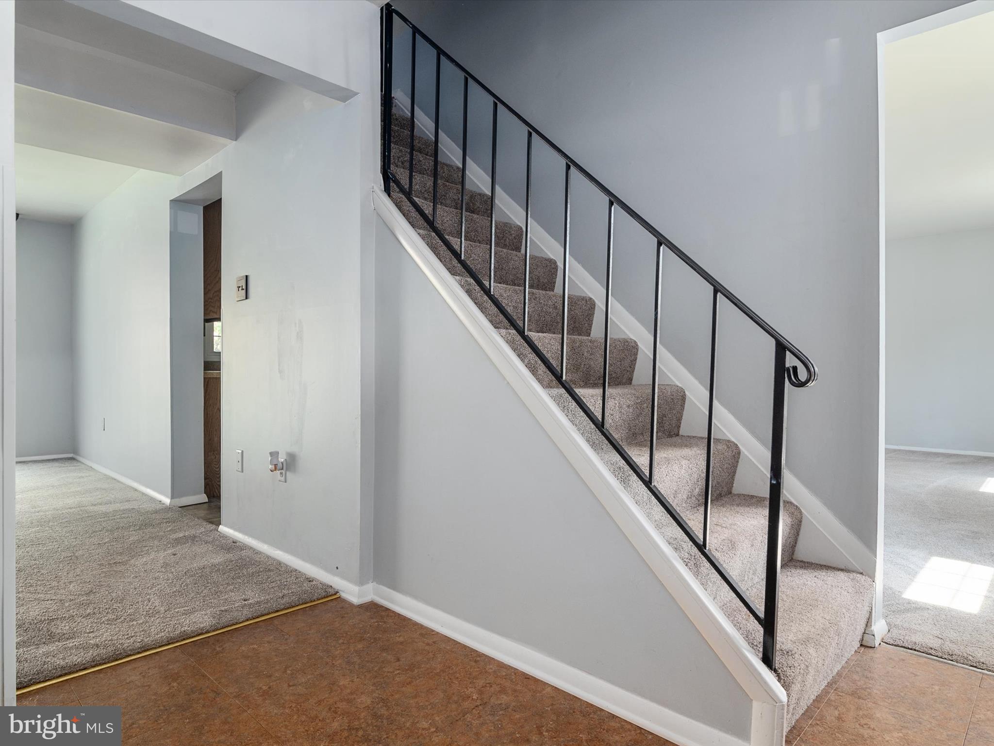 7912 Tower Court Road Severn, MD 21144 - Photo 5 of 34 Entryway/Stairs