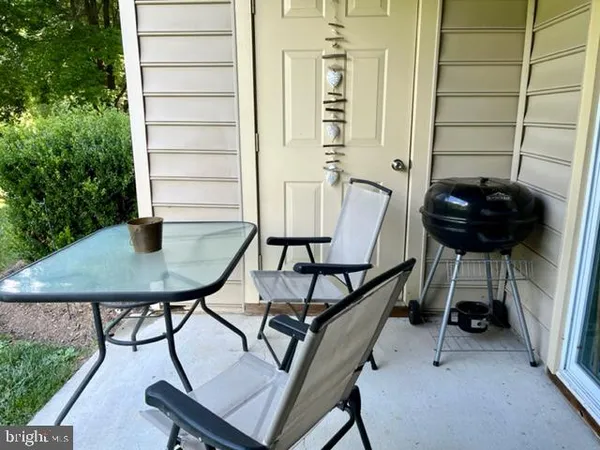 $294,000 | 11820 Eton Manor Drive, Unit T2, Germantown, MD 20876