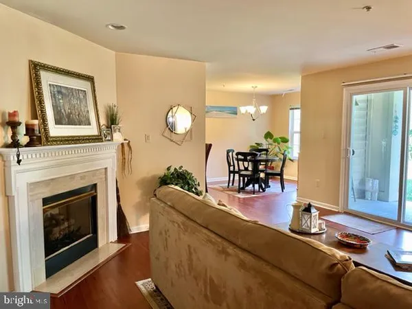 $294,000 | 11820 Eton Manor Drive, Unit T2, Germantown, MD 20876