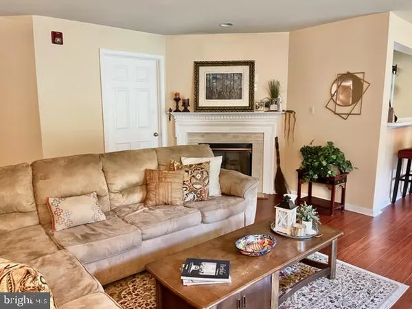 $294,000 | 11820 Eton Manor Drive, Unit T2, Germantown, MD 20876