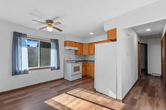 $409,000 | 133 South Judge Drive, Unit 137, Saukville, WI 53080