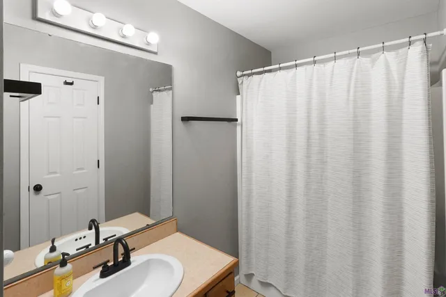 $189,000 | 300 A Idlewild Drive, Houma, LA 70364