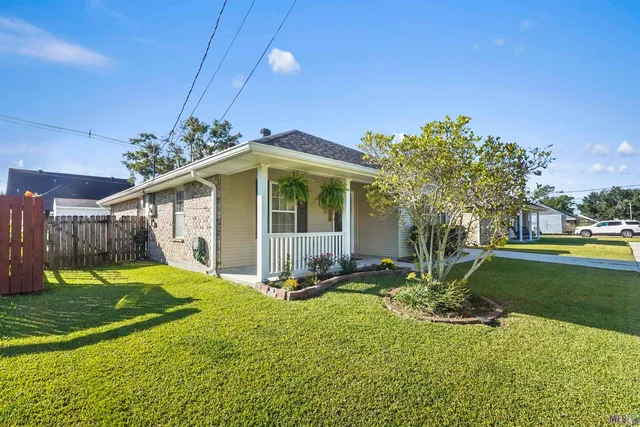 $189,000 | 300 A Idlewild Drive, Houma, LA 70364
