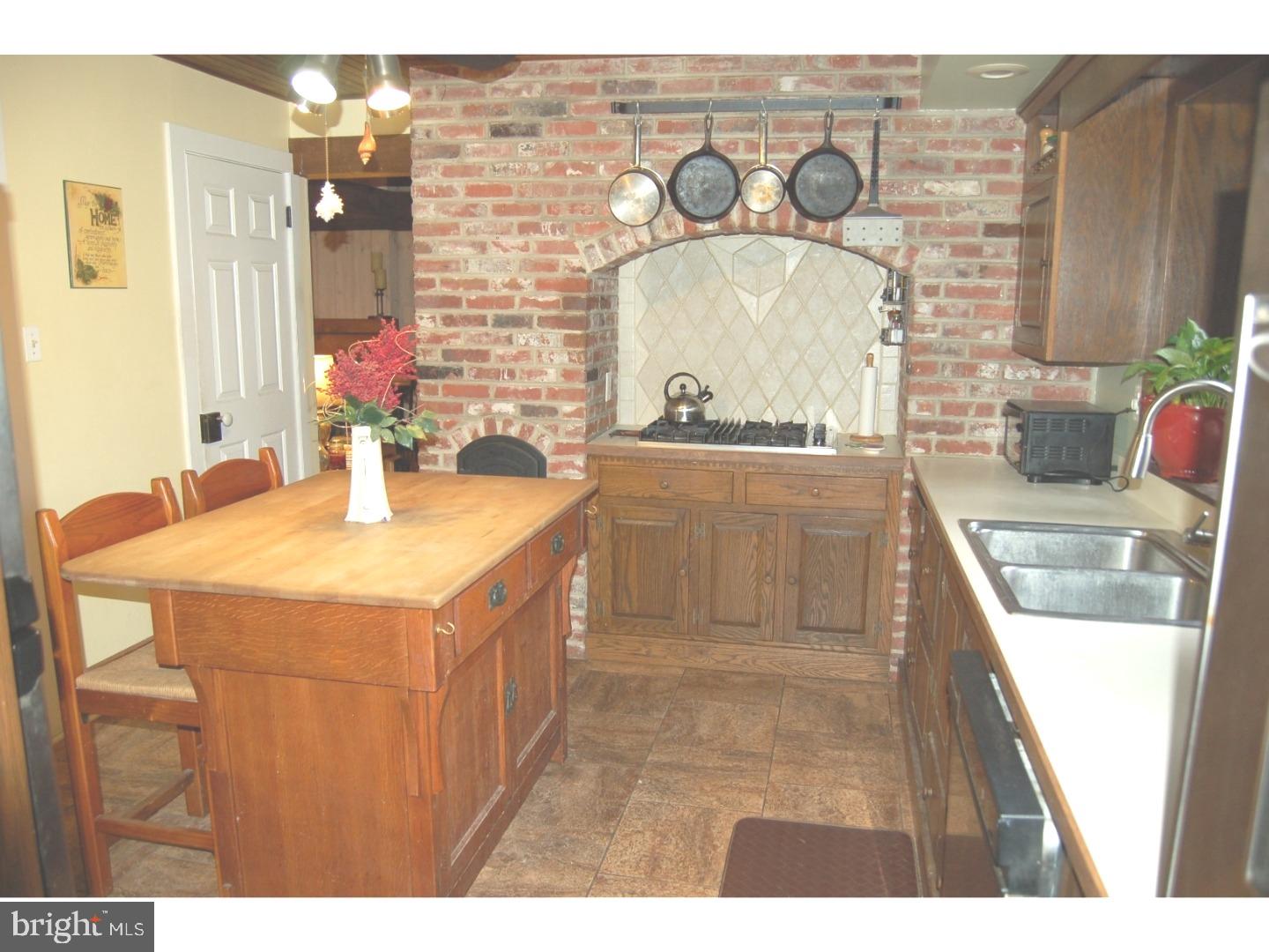 117 Makefield Road Yardley, PA 19067 - Photo 8 of 24 Kitchen