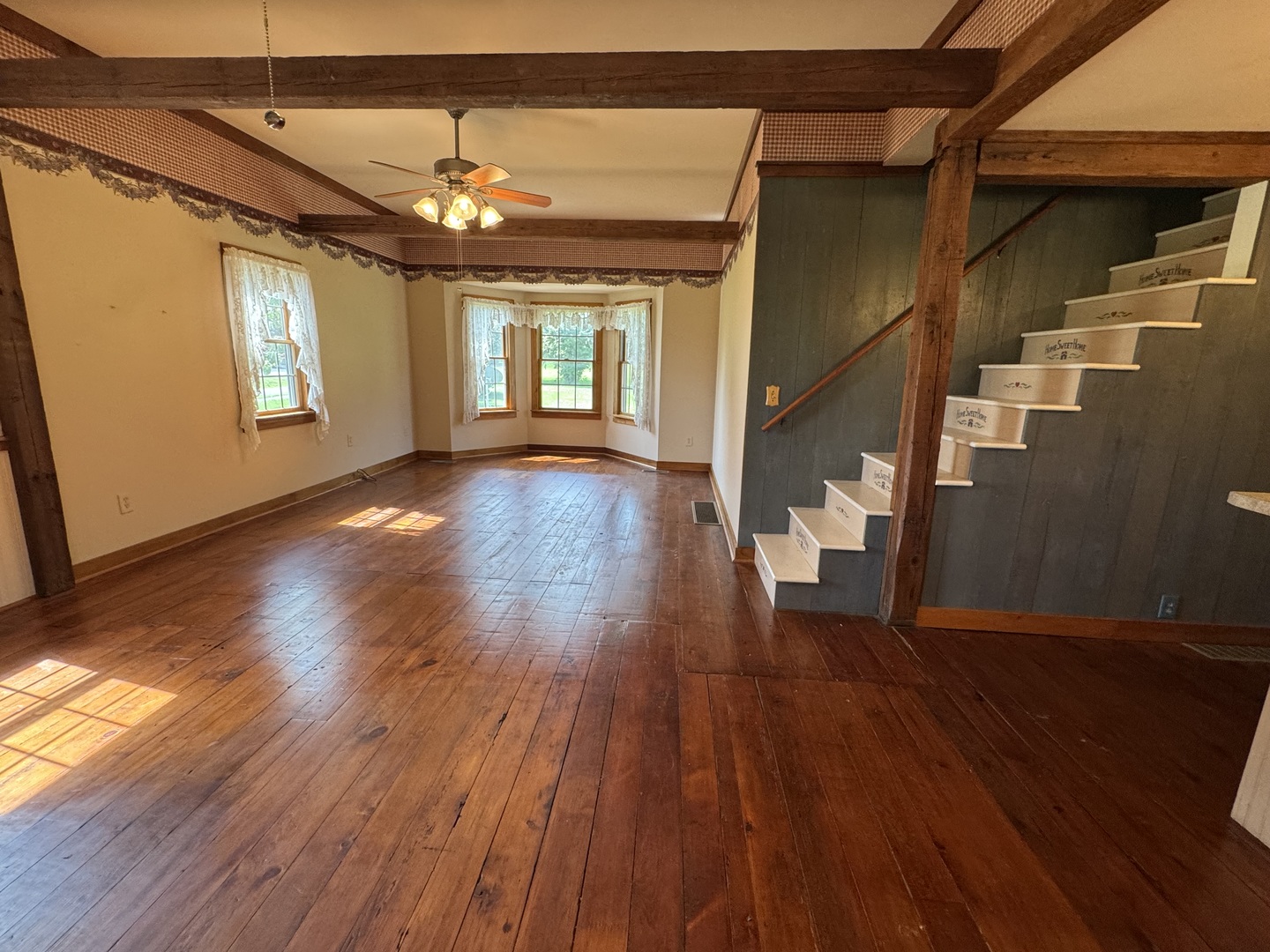 409 North Main Street Payson, IL 62360 - Photo 5 of 16