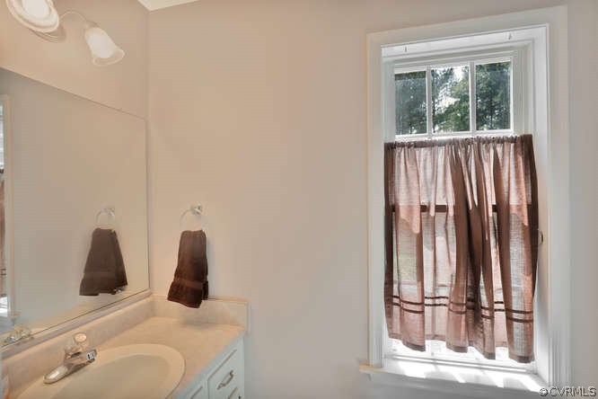 1554 Walkers Ridge Road Powhatan, VA 23139 - Photo 13 of 24 1st floor half bathroom