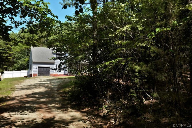 1554 Walkers Ridge Road Powhatan, VA 23139 - Photo 24 of 24 Entry-Tucked back off of the road