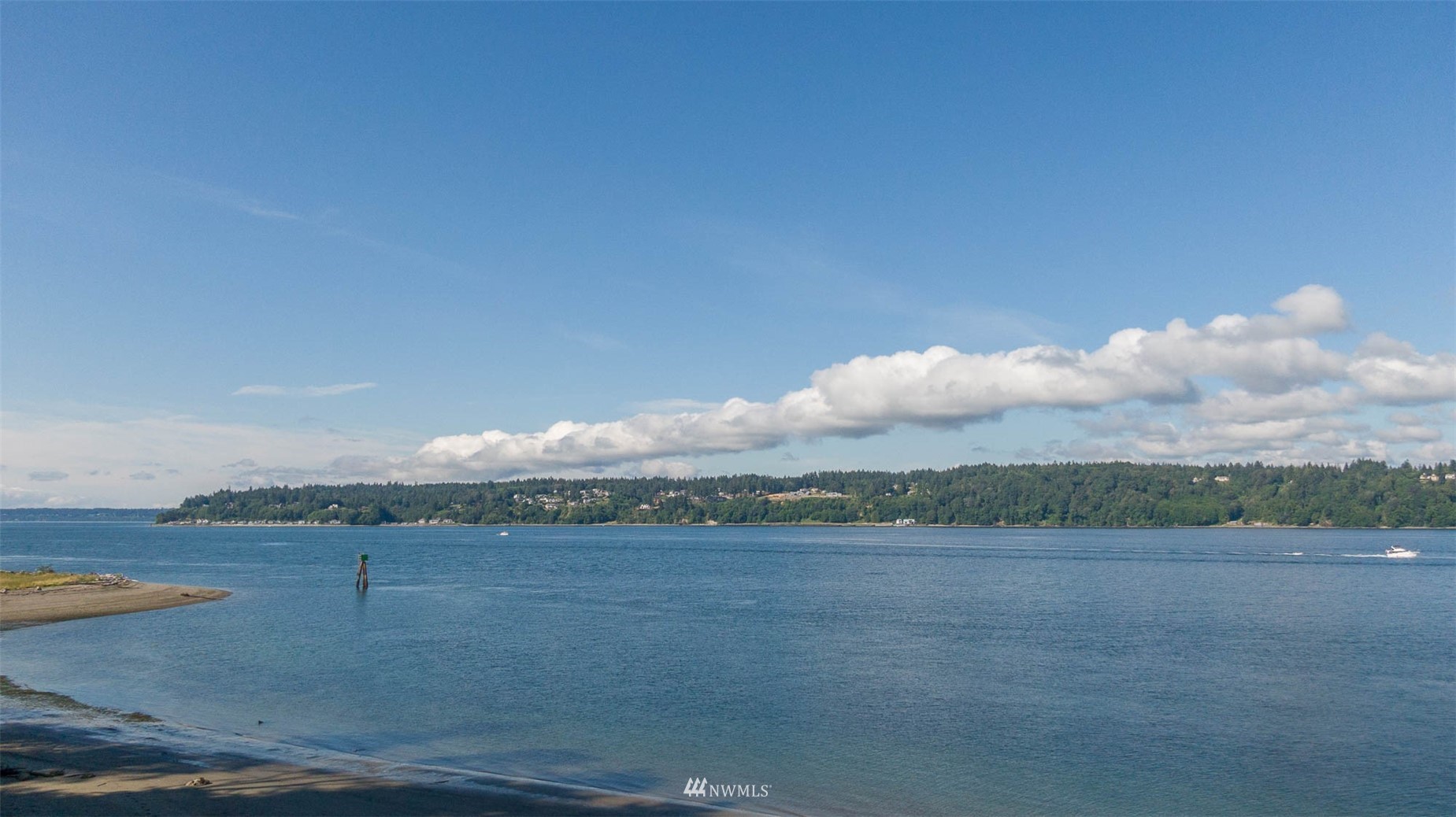 250-xx Raymond Road Southwest Vashon, WA 98070 - Photo 3 of 17 Gallery Image 3