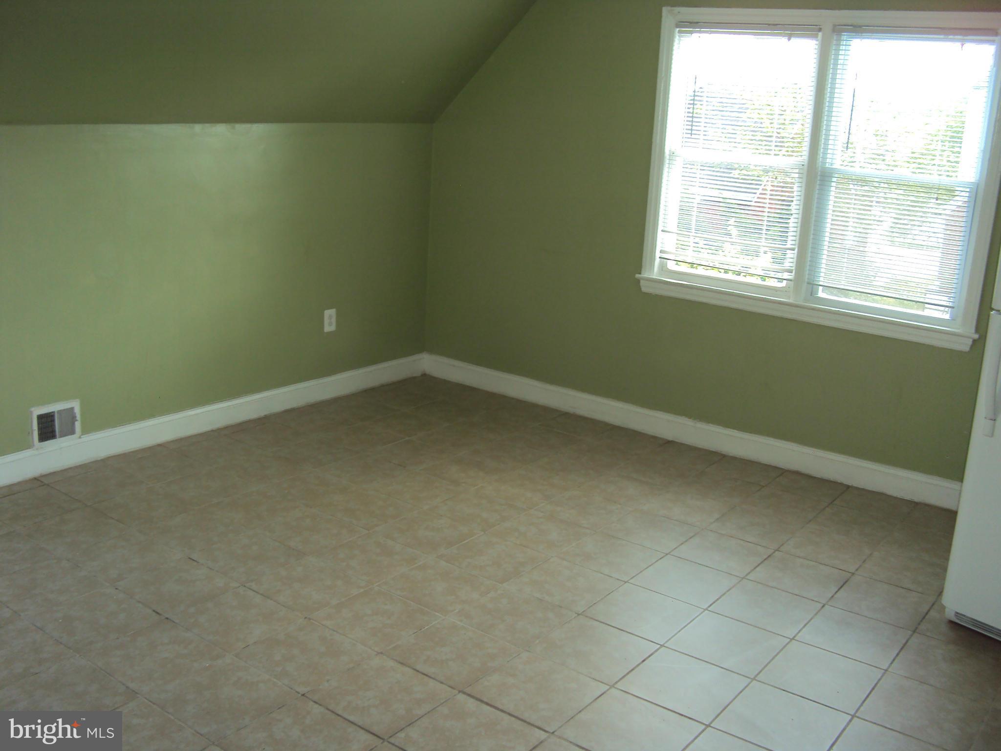 5805 Chillumgate Road Hyattsville, MD 20782 - Photo 14 of 30 Bedroom