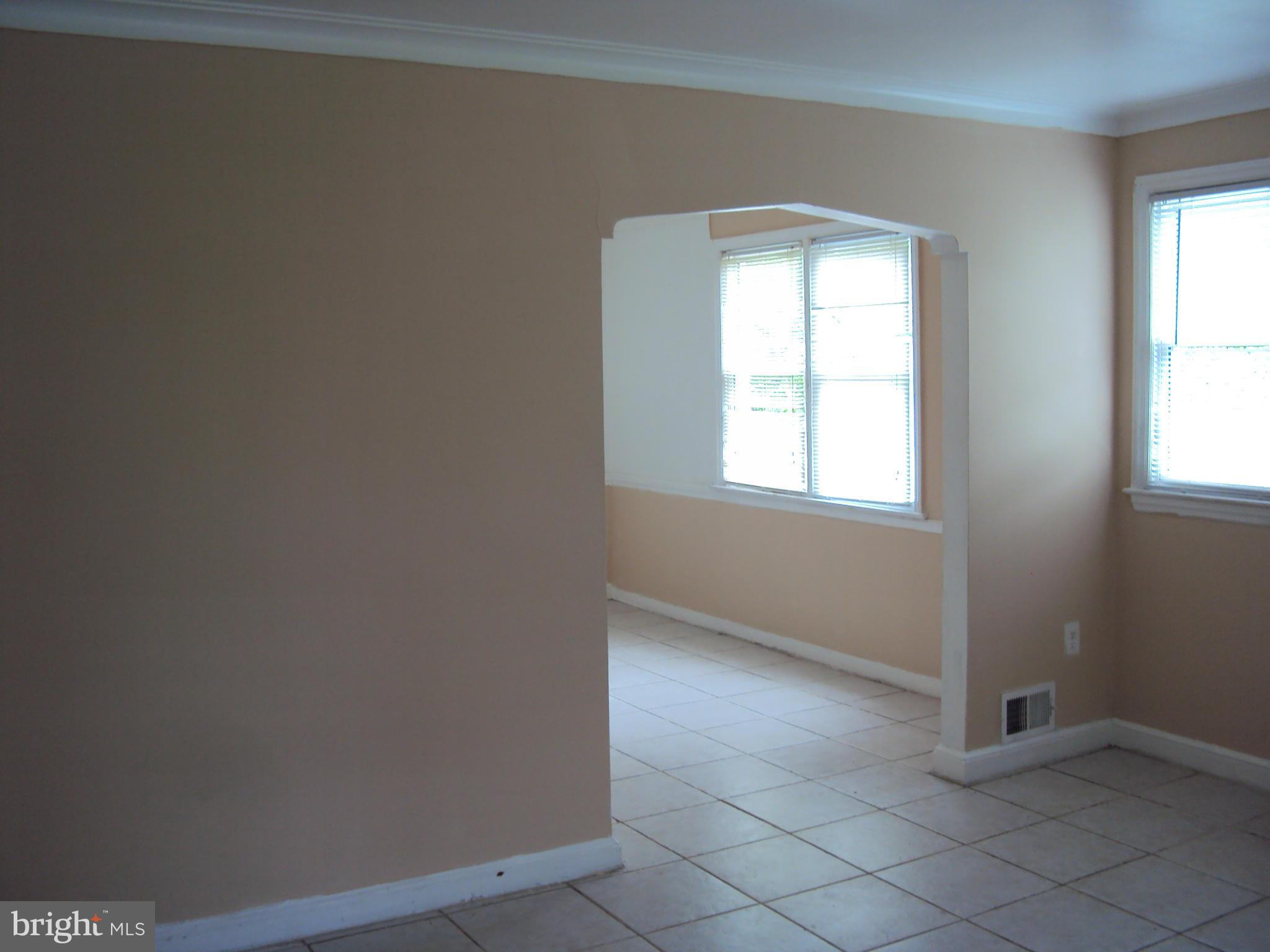 5805 Chillumgate Road Hyattsville, MD 20782 - Photo 19 of 30 Interior (General)