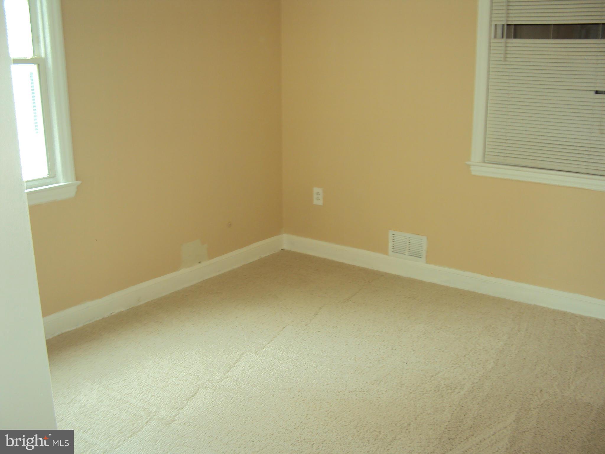 5805 Chillumgate Road Hyattsville, MD 20782 - Photo 10 of 30 Bedroom