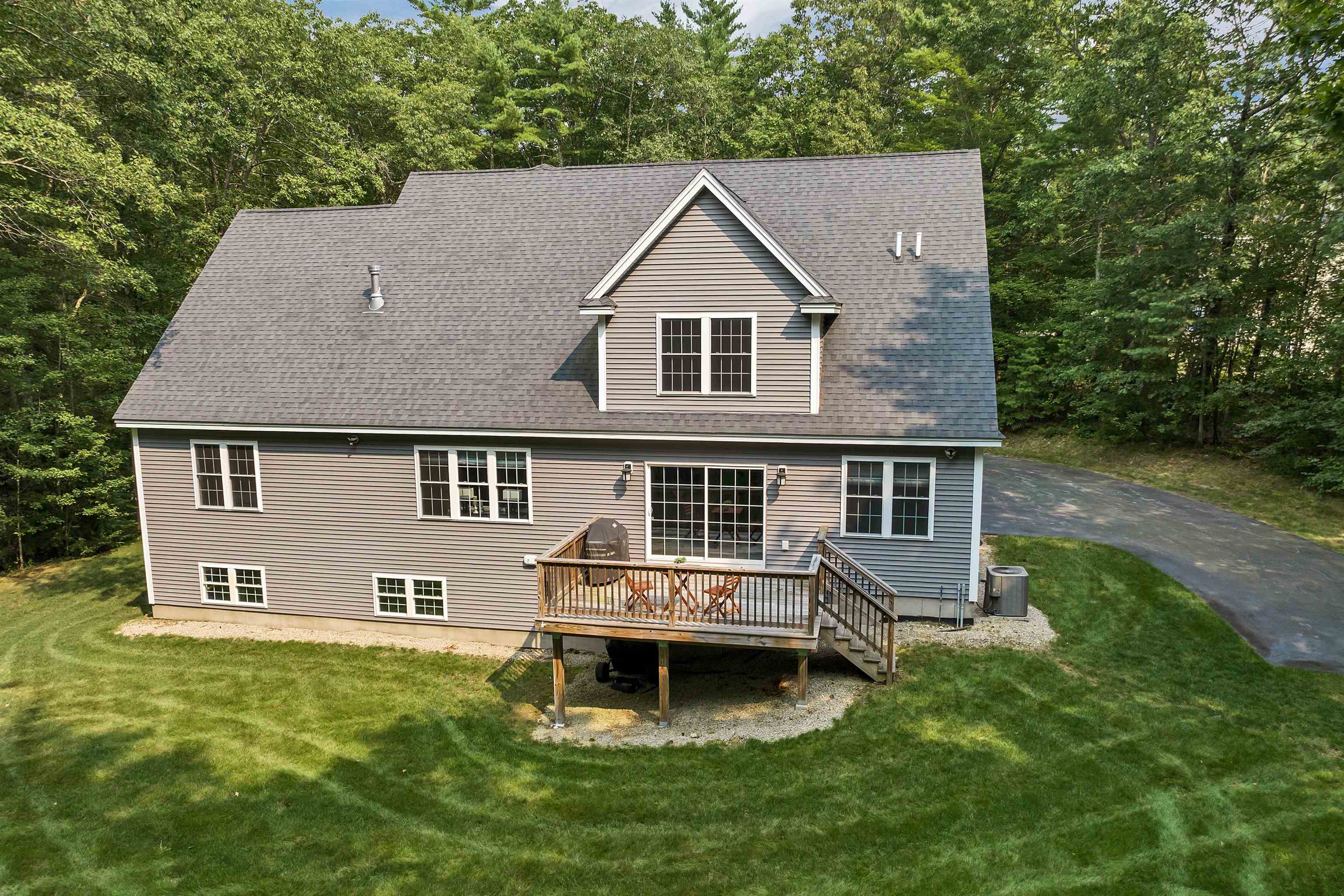 3 Victoria Ridge Amherst, NH 03031 - Photo 50 of 60