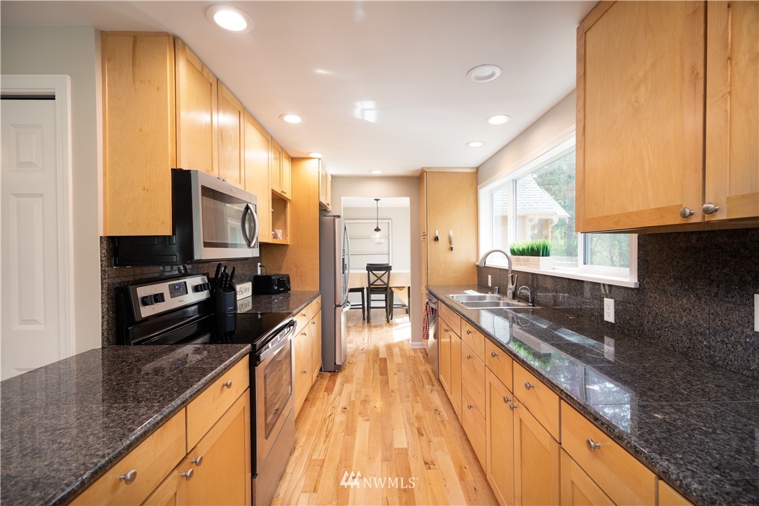 1785 Kelly Road Bellingham, WA 98226 - Photo 11 of 22