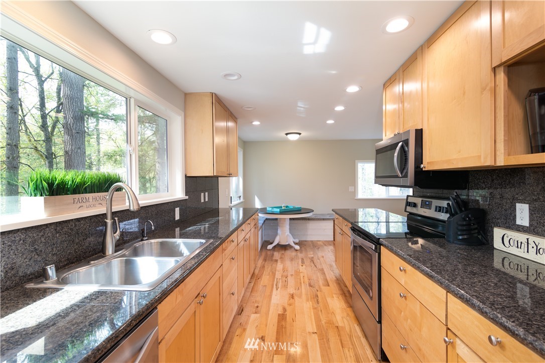 1785 Kelly Road Bellingham, WA 98226 - Photo 10 of 22