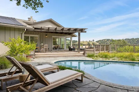 $1,995,000 | 125 Stuyvesant Drive, San Anselmo, CA 94960