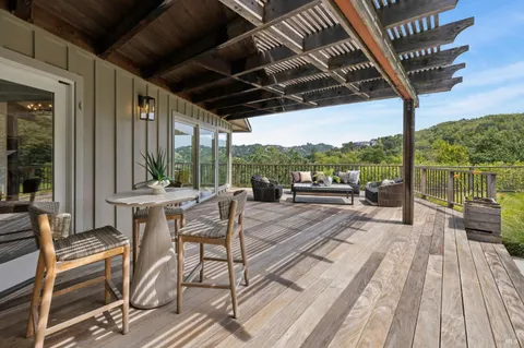 $1,995,000 | 125 Stuyvesant Drive, San Anselmo, CA 94960