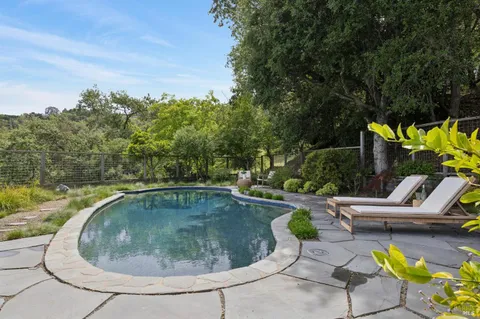 $1,995,000 | 125 Stuyvesant Drive, San Anselmo, CA 94960