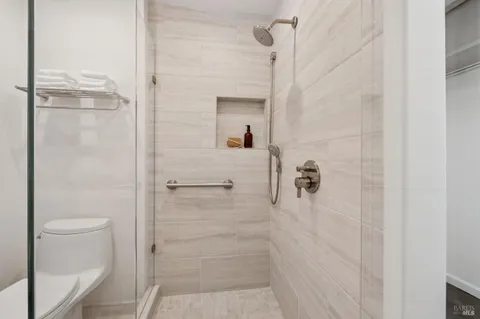 $1,995,000 | 125 Stuyvesant Drive, San Anselmo, CA 94960