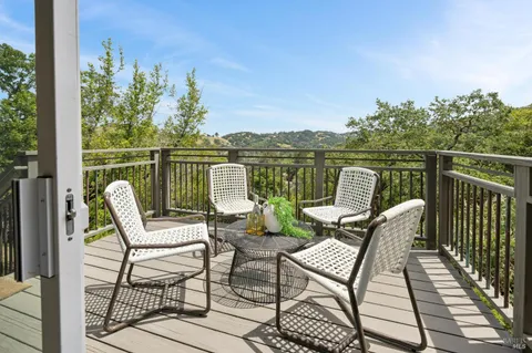 $1,995,000 | 125 Stuyvesant Drive, San Anselmo, CA 94960