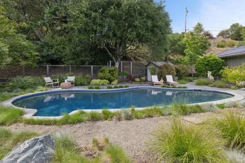 $1,995,000 | 125 Stuyvesant Drive, San Anselmo, CA 94960