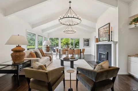$1,995,000 | 125 Stuyvesant Drive, San Anselmo, CA 94960