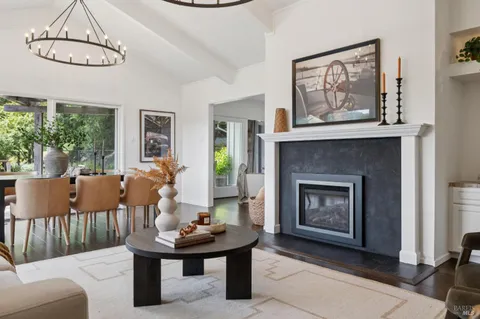 $1,995,000 | 125 Stuyvesant Drive, San Anselmo, CA 94960