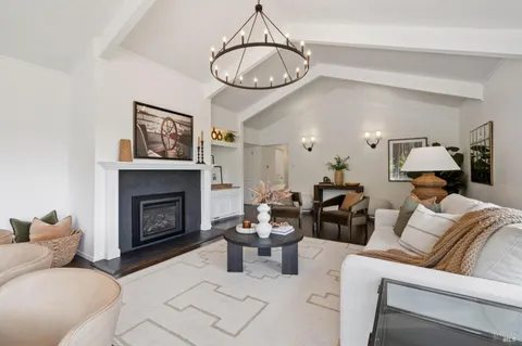 $1,995,000 | 125 Stuyvesant Drive, San Anselmo, CA 94960