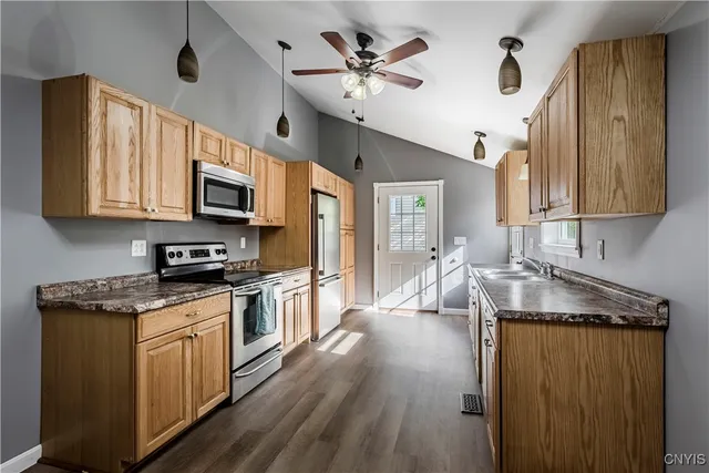 $199,000 | 314 Stafford Avenue North, Marshall, NY 13480