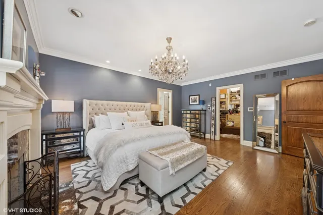 $2,100,000 | 580 Oak Street, Glen Ellyn, IL 60137