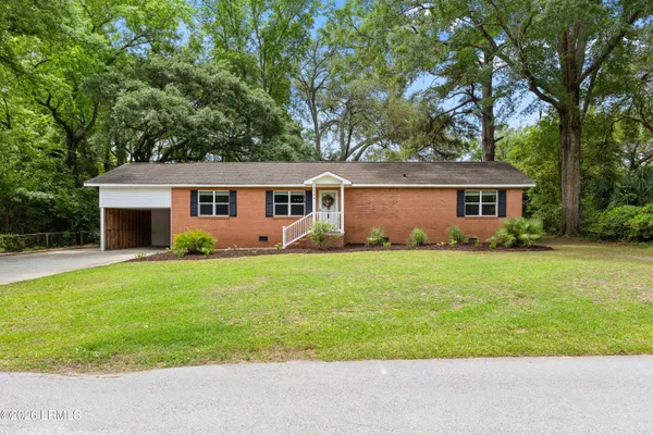 $449,000 | 2306 State Rd S-7-386, Beaufort, SC 29902