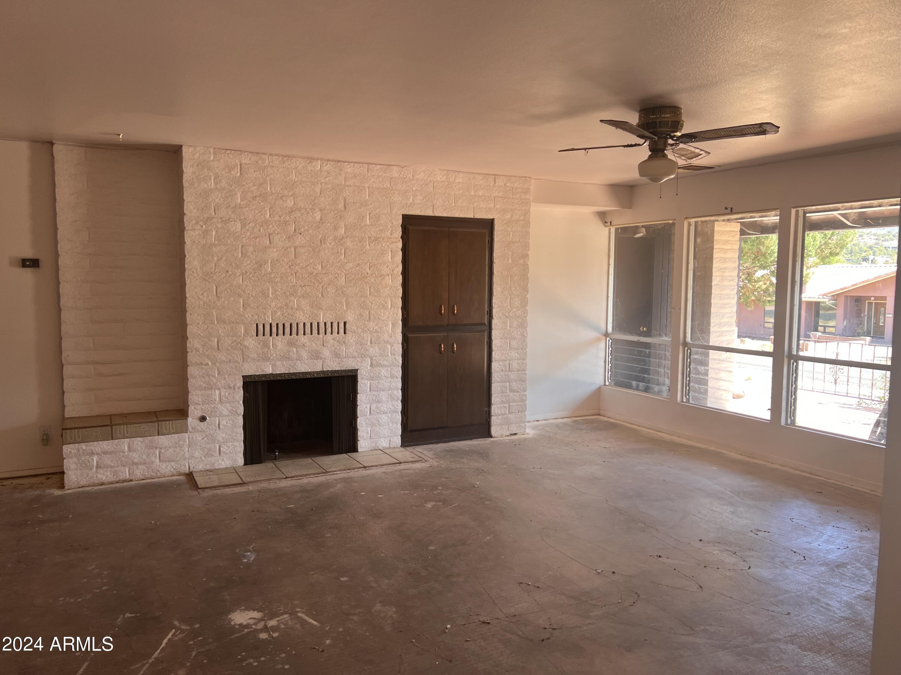 90 Tonto Road Sedona, AZ 86336 - Photo 7 of 21 Family Room