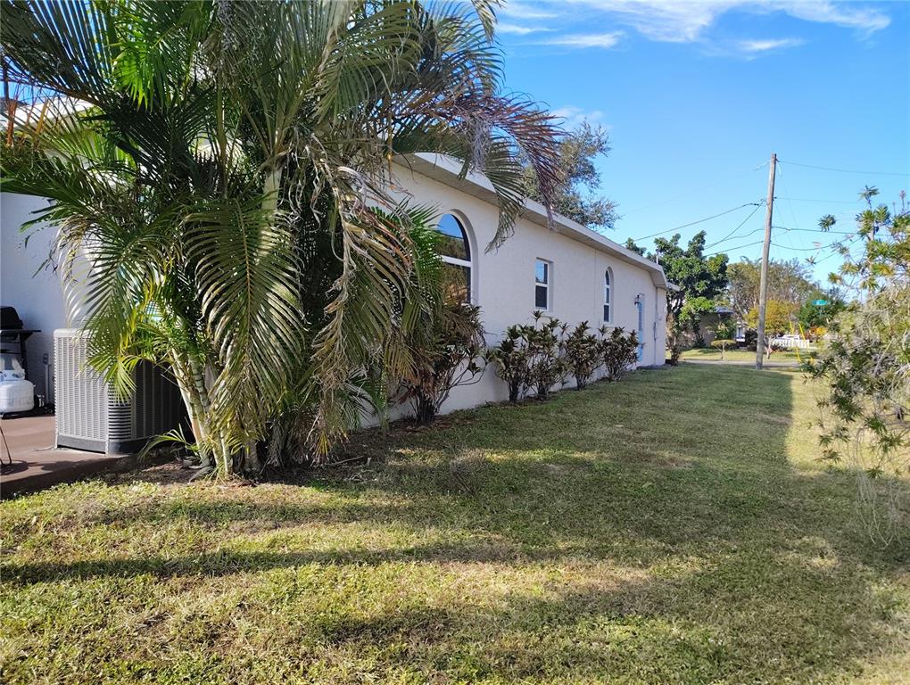 3315 Elm Street Ellenton, FL 34222 - Photo 42 of 51 a view of a backyard
