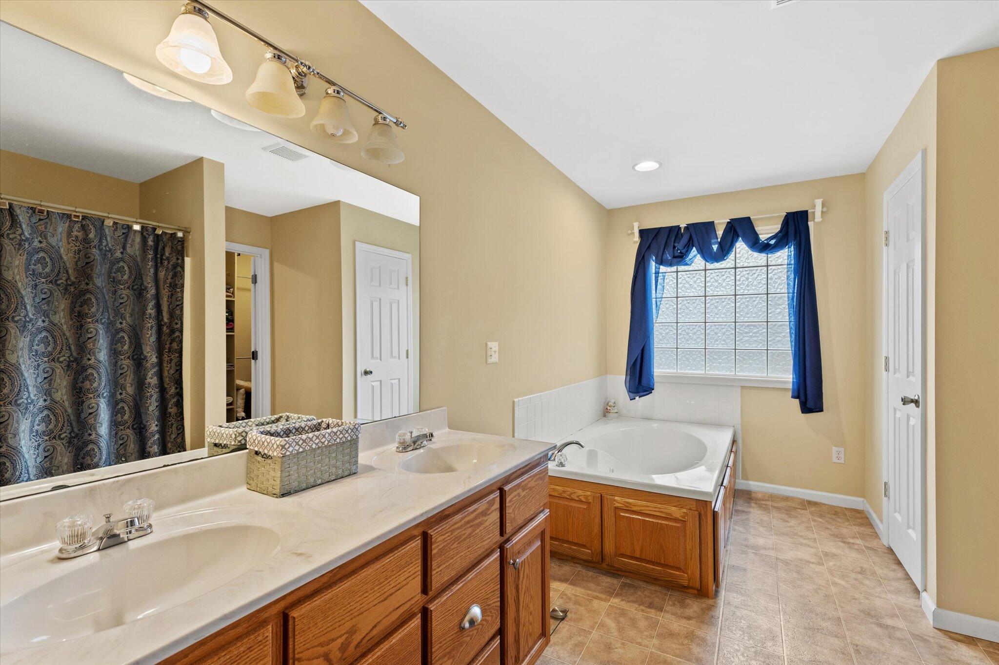 463 Angel Road Berea, KY 40403 - Photo 9 of 31 08-0J2A6475