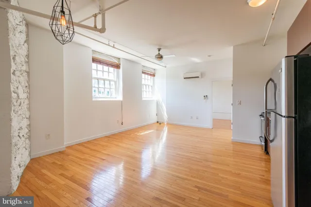 $1,554 | 4 Leverington Avenue, Unit 303, Philadelphia, PA 19127